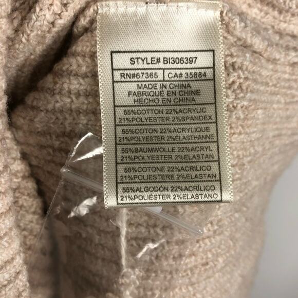 BB DAKOTA Underneath It All Sweater Cream NWT M - Picture 9 of 9
